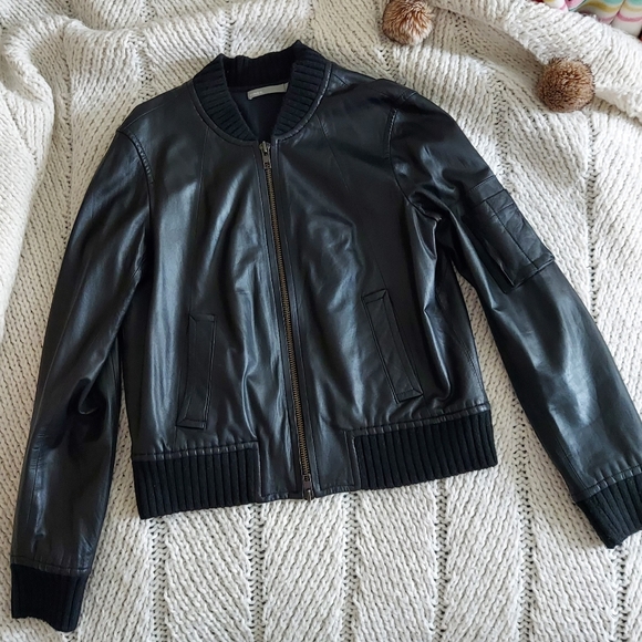 VINCE Genuine Lamb Leather Black Bomber Jacket - Medium - Picture 2 of 8